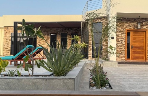 Muttrah Ski Chalet | Peaceful chalet Muscat-Sifah