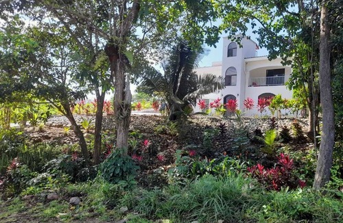 Esterillos House | Peaceful Tropical Villa w/Pool & 24/7 Security