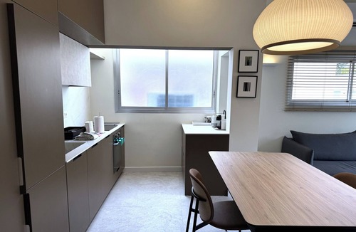 Tel Aviv City Center Apartment | Peerless location! Parking - FRISHMAN/DIZENGOFF