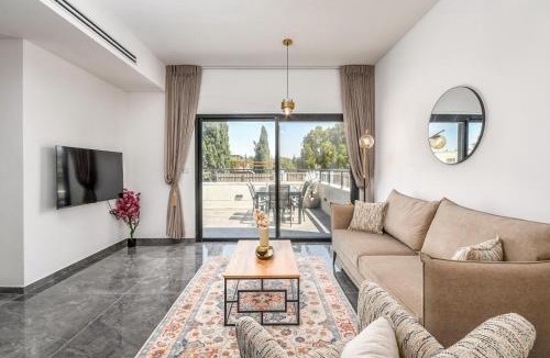 Emek Refaim Apartment | Penthouse with pool jerusalem