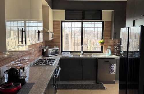 Ash Shumaysani Apartment | Perfect 2-bedroom apartment with AC in lovely Amman