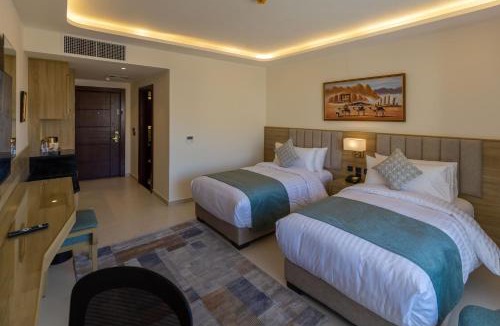 Wadi Musa Hotel | Petra Legacy Luxury