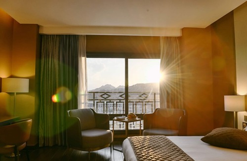 Wadi Musa Hotel | Petra Moon Luxury Hotel