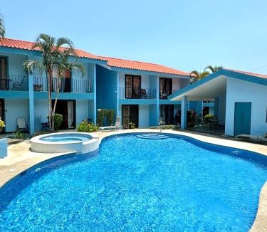 Coco House | Pineapple Condo at Villa Riviera