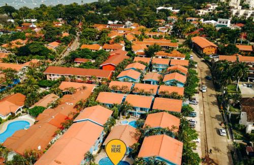 Coco House | Pineapple Condo at Villa Riviera