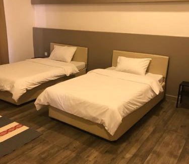 Mirbat Ski Chalet | platinum Chalet Mirbat