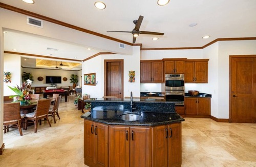 Playa Hermosa House | Playa Hermosa Hillside Villa 5BR Infinity Pool Sleeps 14 Villa Encantada