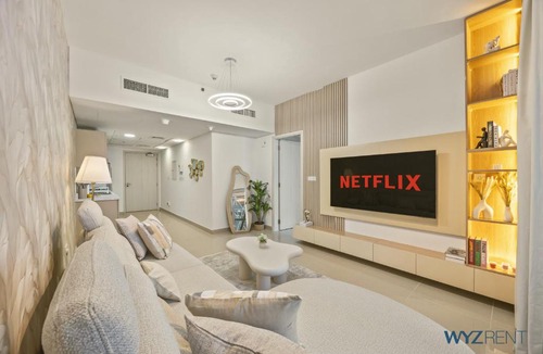 DIFC Apartment | Plush Winter Stay 1BR Park Tower DIFC & Museum