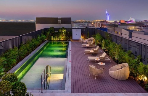 Al Barsha 1 Apartment | Premium 1 Bedroom Walk from Mall Of Emirates