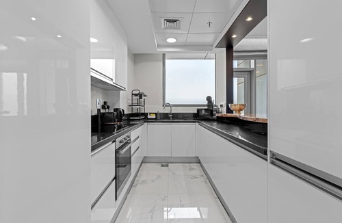 Business Bay Apartment | Premium 3BR Stay and Maid Room, Near Downtown