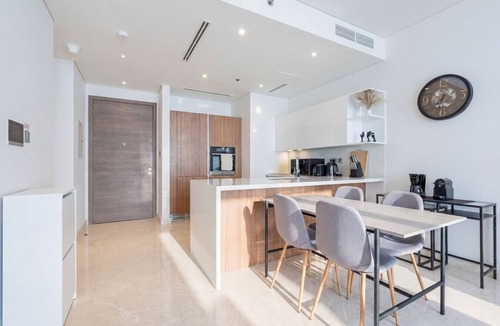Dubai Maritime City Apartment | Premium Home w/Full Sea View