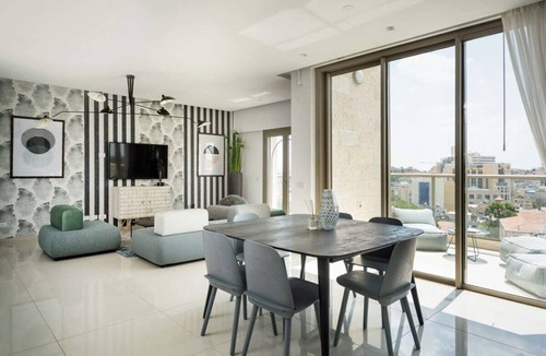 Jerusalem City Centre Apartment | Presidential Two-Bedroom Apartment With Terrace