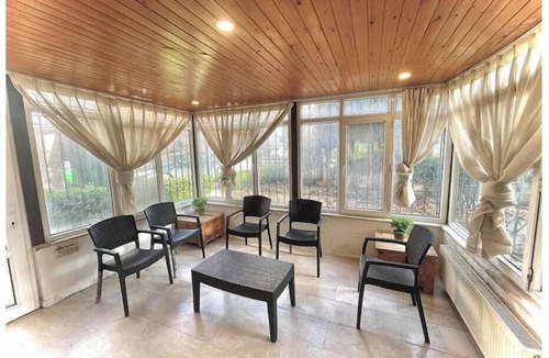 Amman Apartment | Prestigious Spacious Retreat
