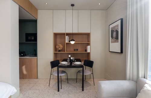 Business Bay House | Prime Studio w/Burj Views Near Downtown and Canal