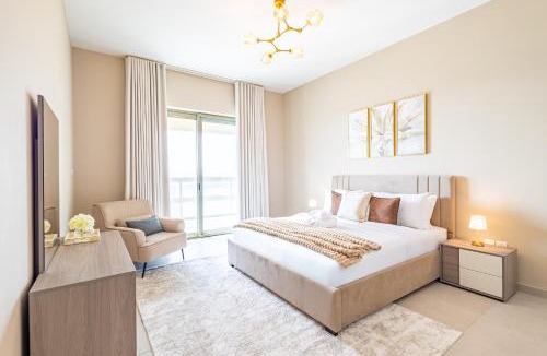 Saadiyat Cultural District Apartment | Private Beach - Full Zayed Museum Views - 1 min walk to Mamsha Boulevard and Beach - Ajwan Towers - Massive Balcony - 5 min to Louvre, Zayed National Museum, teamLab Phenomena, National History Museum, Guggenheim and more