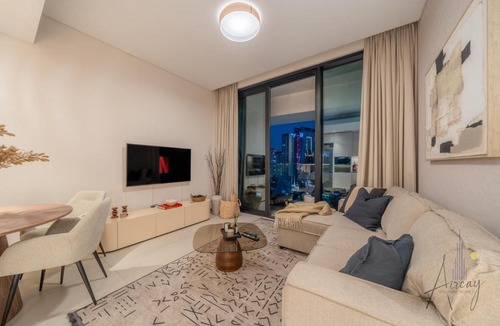 Jumeirah Beach Residence Apartment | Private Beach Lux Stay at Address Beach JBR