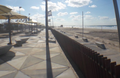 Ashdod Apartment | private cute studio 10 minutes walking from the beach.