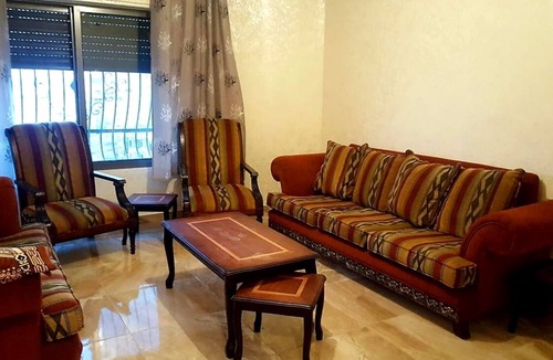 Al Jubeiha Apartment | Private Family Apartment - Very Quiet Location