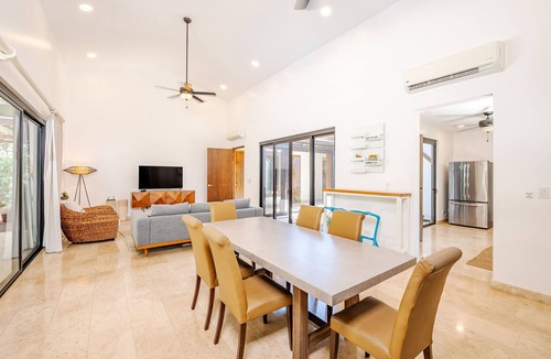 Playa Conchal Villa | Private Pool Luxury Modern House + Free Golf Cart | Llama del Bosque |Reserva Conchal Golf Resort