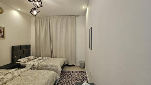 Dubai Apartment | Private Room and balcony in a Villa