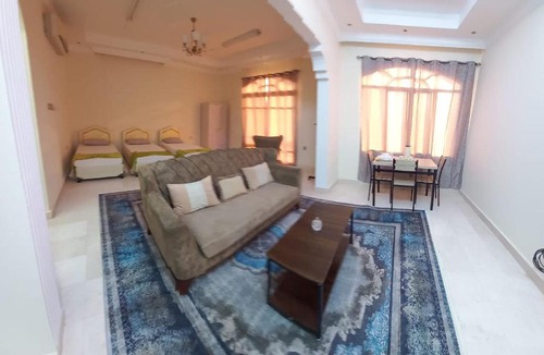 Al Mazra Hostel | Private Rooms For Rent Near Airport - Raha Hostel