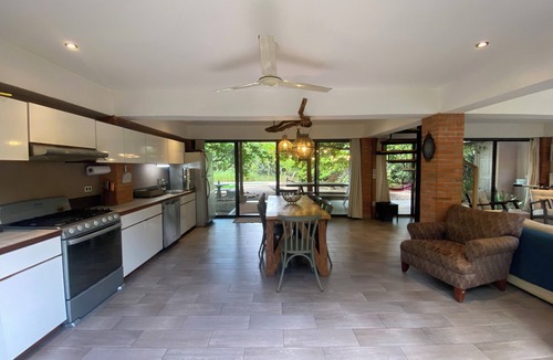 Los Pargos Villa | Private Villa with Pool, 5 minutes to Playa Negra