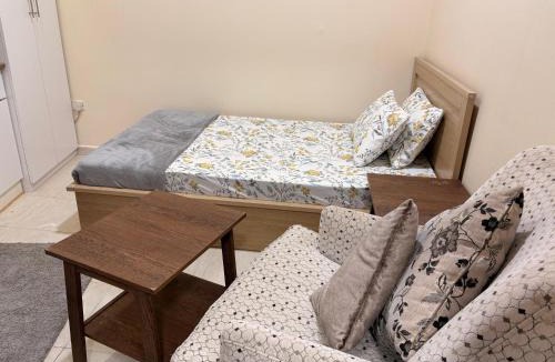 Al Muraqqabat Apartment | Property Dubai Al Maktoum Street