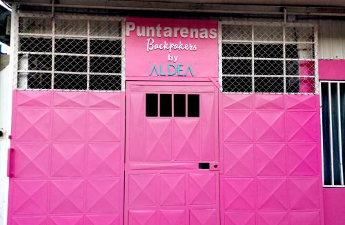 Puntarenas House | Puntarenas Bed & Coffee by Aldea