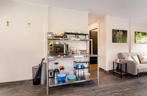 Katira House | Pura Vidaville-Private 3BR Cabin w/AC, Fiber WiFi& River Trails-Near Rio Celeste