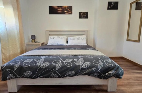 Kiryat Ata Apartment | Queen Indulgent suites for couples