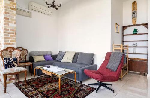 Haifa Apartment | Quiet and Spacious Luxury Apartment with Splendid View between Carmel and Downtown