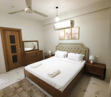 Qurm Apartment | Qurum Serenity: 2-BR in Muscat