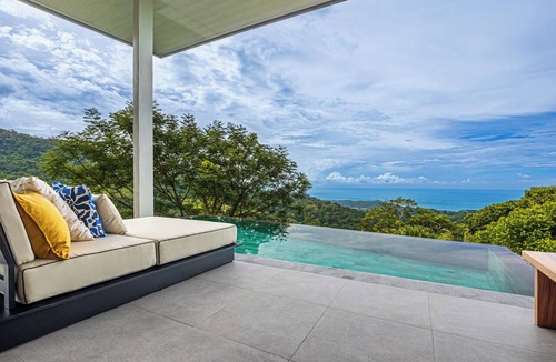 Uvita Villa | Río del Sol-Luxury Ocean & Mountain View Villa, Rainforest retreat+Infinity Pool