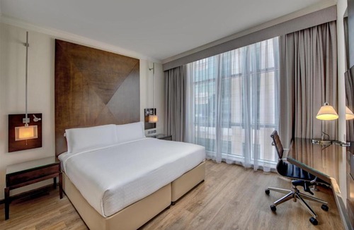 Barsha Heights Hotel | Radisson Blu Hotel, Dubai Barsha Heights