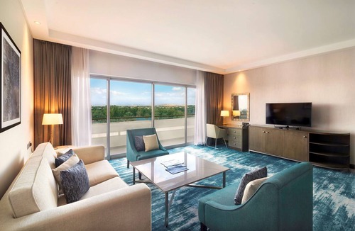 Al Ain Hotel | Radisson Blu Hotel & Resort, Al Ain