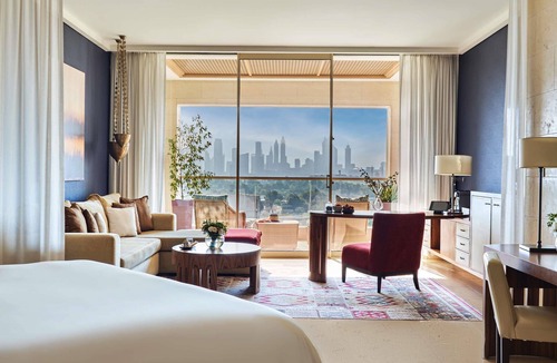 Bur Dubai Hotel | Raffles Dubai
