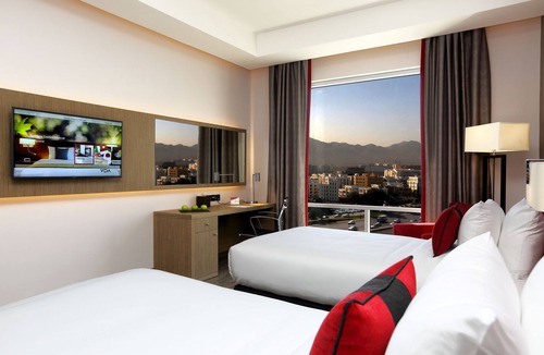 Al Ghubrah Ash Shamaliyyah Hotel | Ramada Encore by Wyndham Muscat Al-Ghubra
