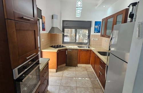 Rehavia Apartment | Rehavia Amazing 3 bdrms balcony centrally located