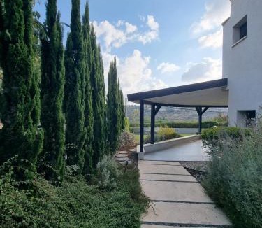 Karmiel Apartment | Reimond's place - Nahal Hilazon נחל חילזון