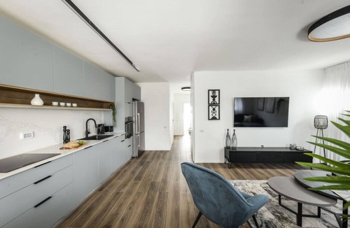 Ramat Hasharon Apartment | Relax in a Rural Retreat 2BR Apt wGarden