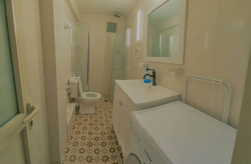Haifa Apartment | renovated cute 2 rooms flat near the beach
