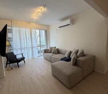 Mamilla Apartment | Renovated Spacious 3bdrm Close to Everything