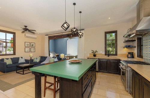 Las Catalinas House | Resort Style Home, Private Pool, Beach Club Access - Casa Serenity