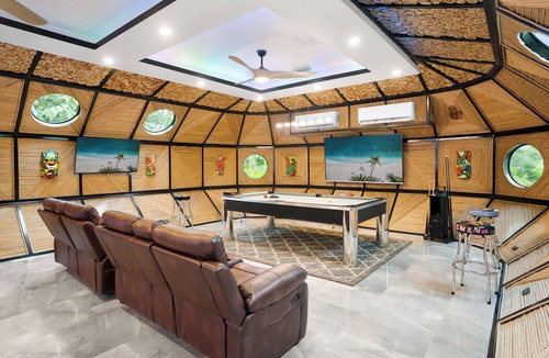 Potrero Hotel | Resort-Style Stay w King Suite + Pool - Near Beach