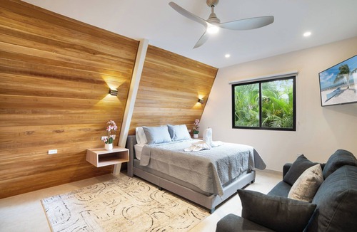Potrero Hotel | Resort Villa 5 Min to the Beach w Pool + Kitchen