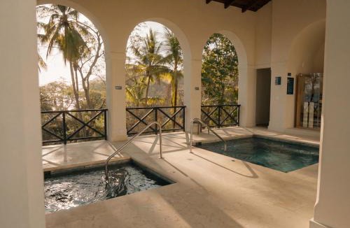 Las Catalinas Hotel | Reunion Wellness Resort & Retreats