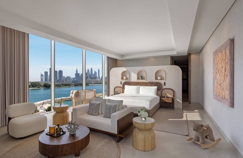 Palm Jumeirah Hotel | Rixos The Palm Hotel & Suites