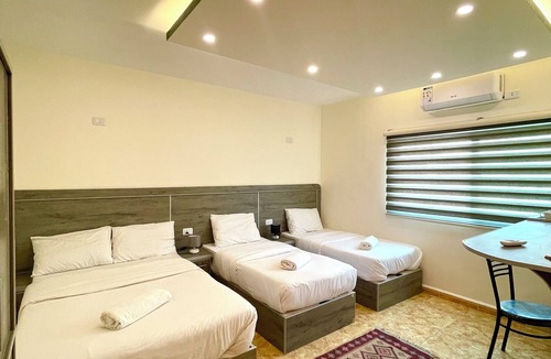 Wadi Musa Hotel | RoadHouse