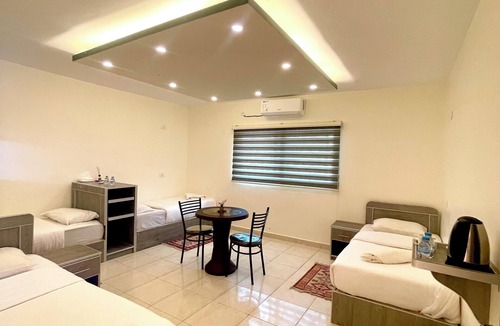 Wadi Musa Hotel | RoadHouse