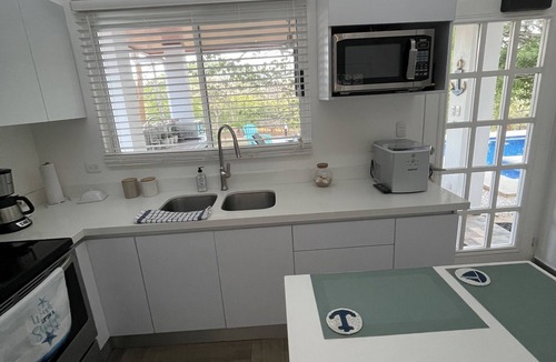 Liberia House | Romantic Contemporary House with Private pool - 5 min from the beach!